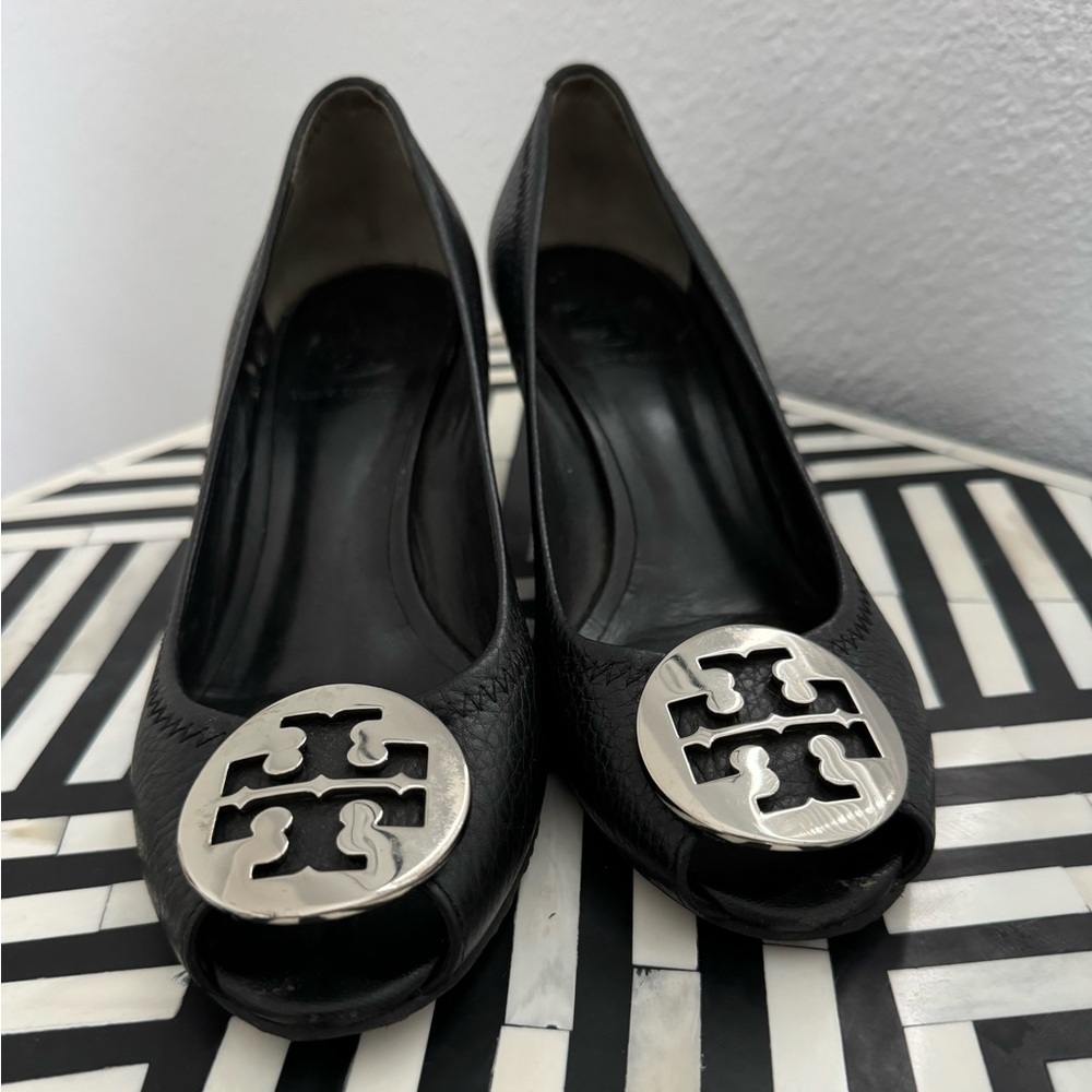 TORY BURCH Black ‘Sally 2’ Peep Toe Wedges | Size 6.5M